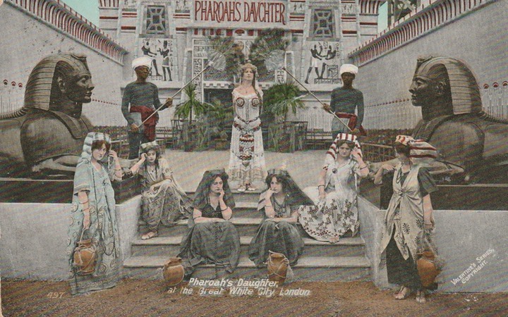 PC_FrBrExh-WhiteCity03